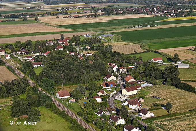 chatelay village jura